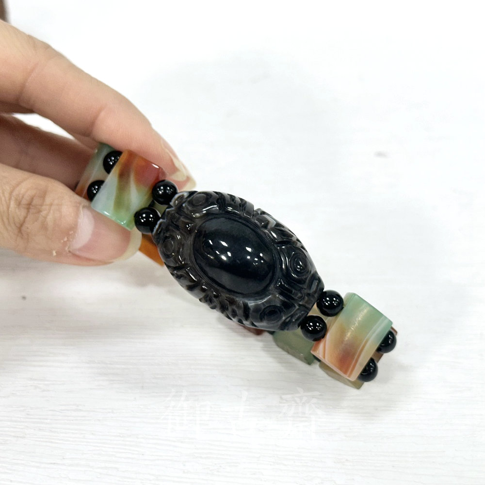 御古齋】天然九頁岩瑪瑙雙龍拱珠天眼天珠手排佛教聖物避邪鎮煞事事順心